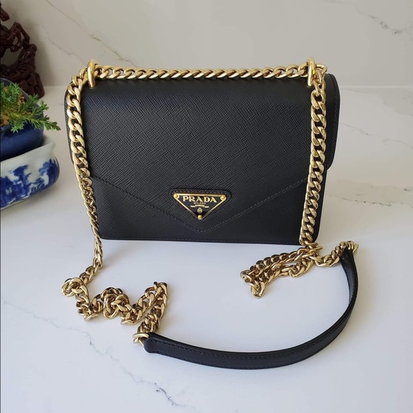 ❌❌ SOLD ❌❌ ❤️ PRADA ❤️ LIKE NEW BARELY USED. No sign of tear and wear. Mini bag - Picture 1 of 12